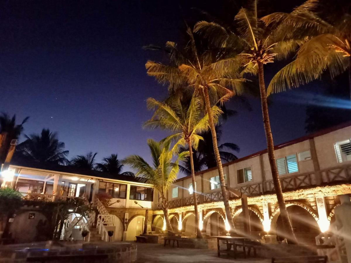 Sunbloom Beachfront Hotel And Restaurant Zambales Sinabacan Exterior foto